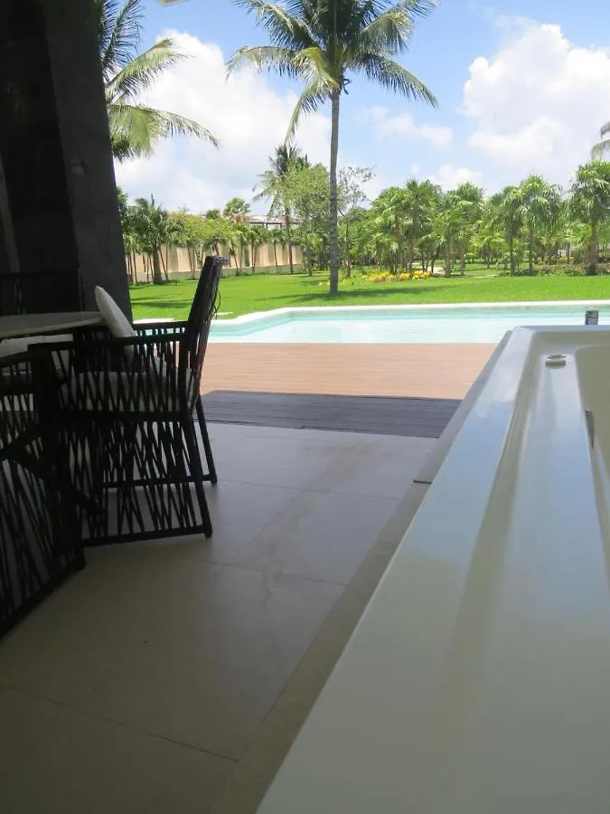 Impecable Y Lujoso Departamento Frente Al Mar En Mareazul Del Club De Golf Corasol Apartment Playa del Carmen