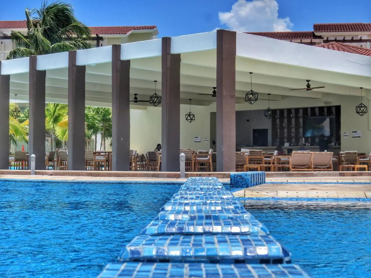 Impecable Y Lujoso Departamento Frente Al Mar En Mareazul Del Club De Golf Corasol Apartment Playa del Carmen Mexico