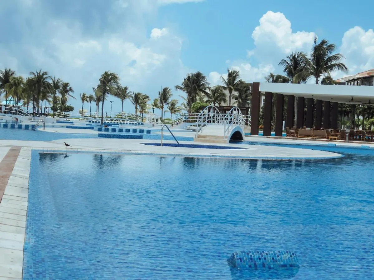 Impecable Y Lujoso Departamento Frente Al Mar En Mareazul Del Club De Golf Corasol Apartment Playa del Carmen